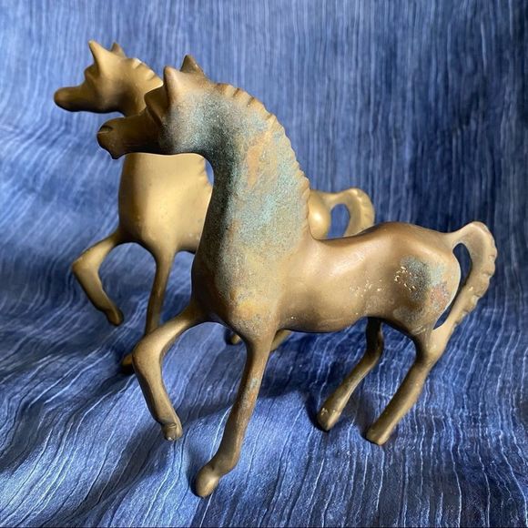 Set of Two Brass Horses - Picture 2 of 9